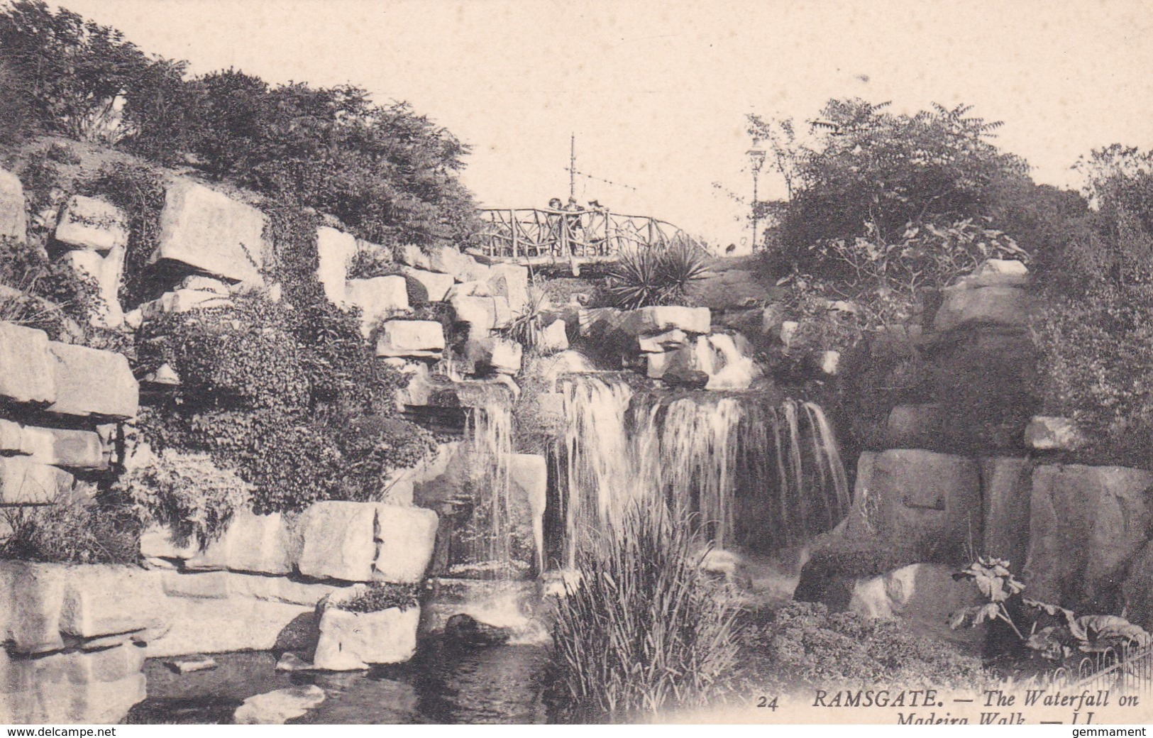 RAMSGATE -THE WATERFALL ON  MADEIRA WALK.  LL 24 - Ramsgate