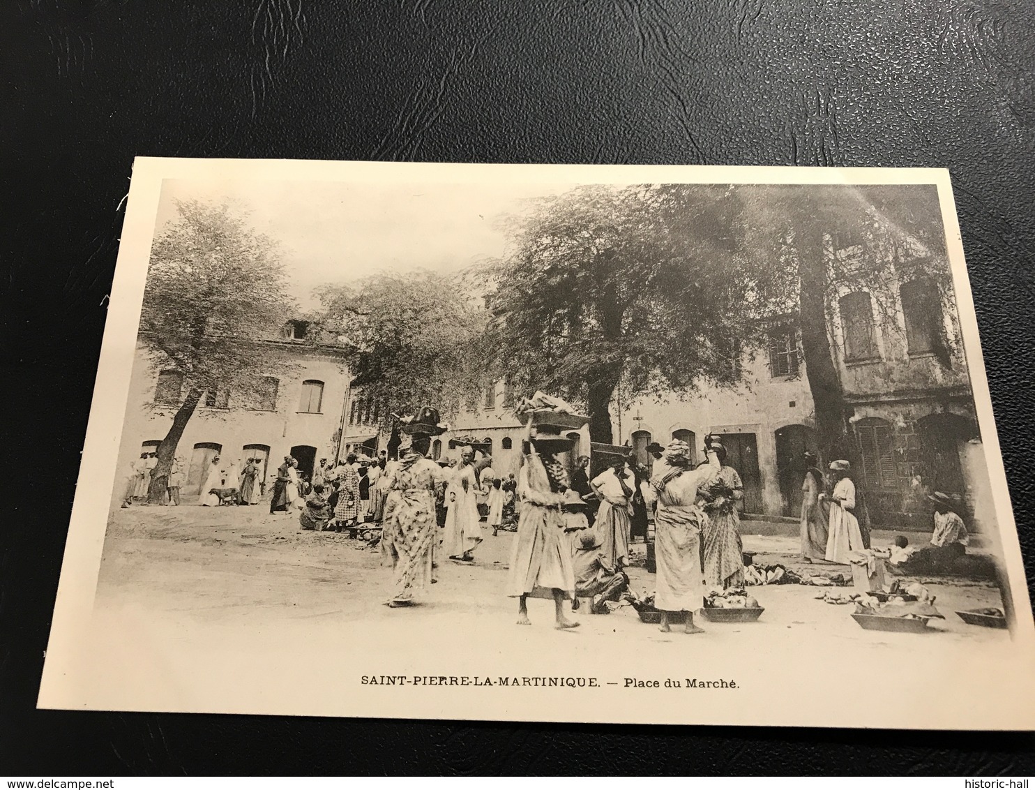 SAINT PIERRE LA MARTINIQUE Place Du Marché - Autres & Non Classés