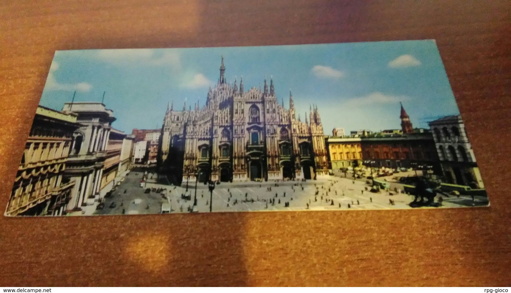 Cartolina: Milano Il Duomo Fp  Viaggiata (a32) - Non Classificati