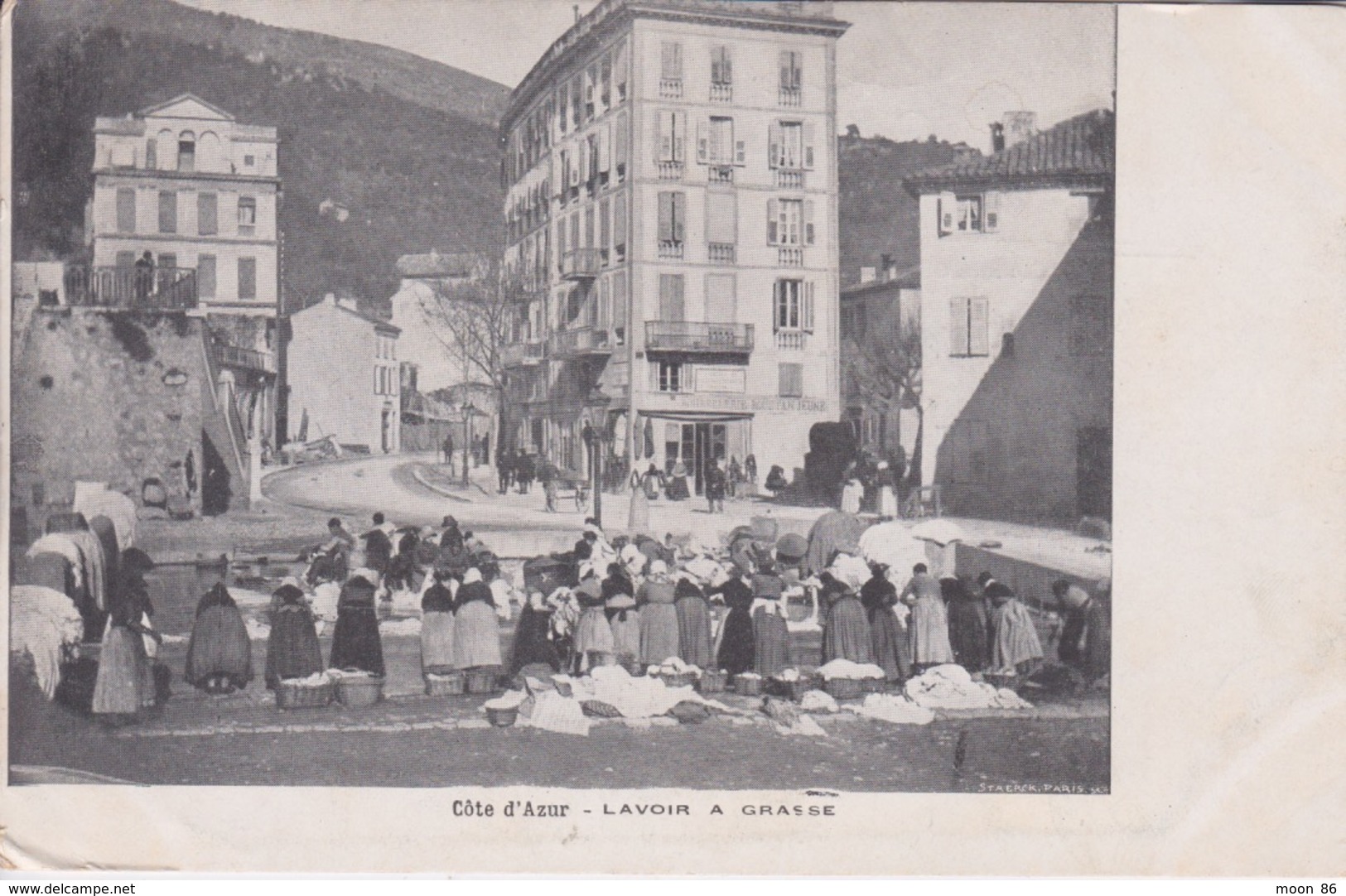 06 - GRASSE - LESSIVEUSES - FEMMES AU LAVOIR - - Grasse