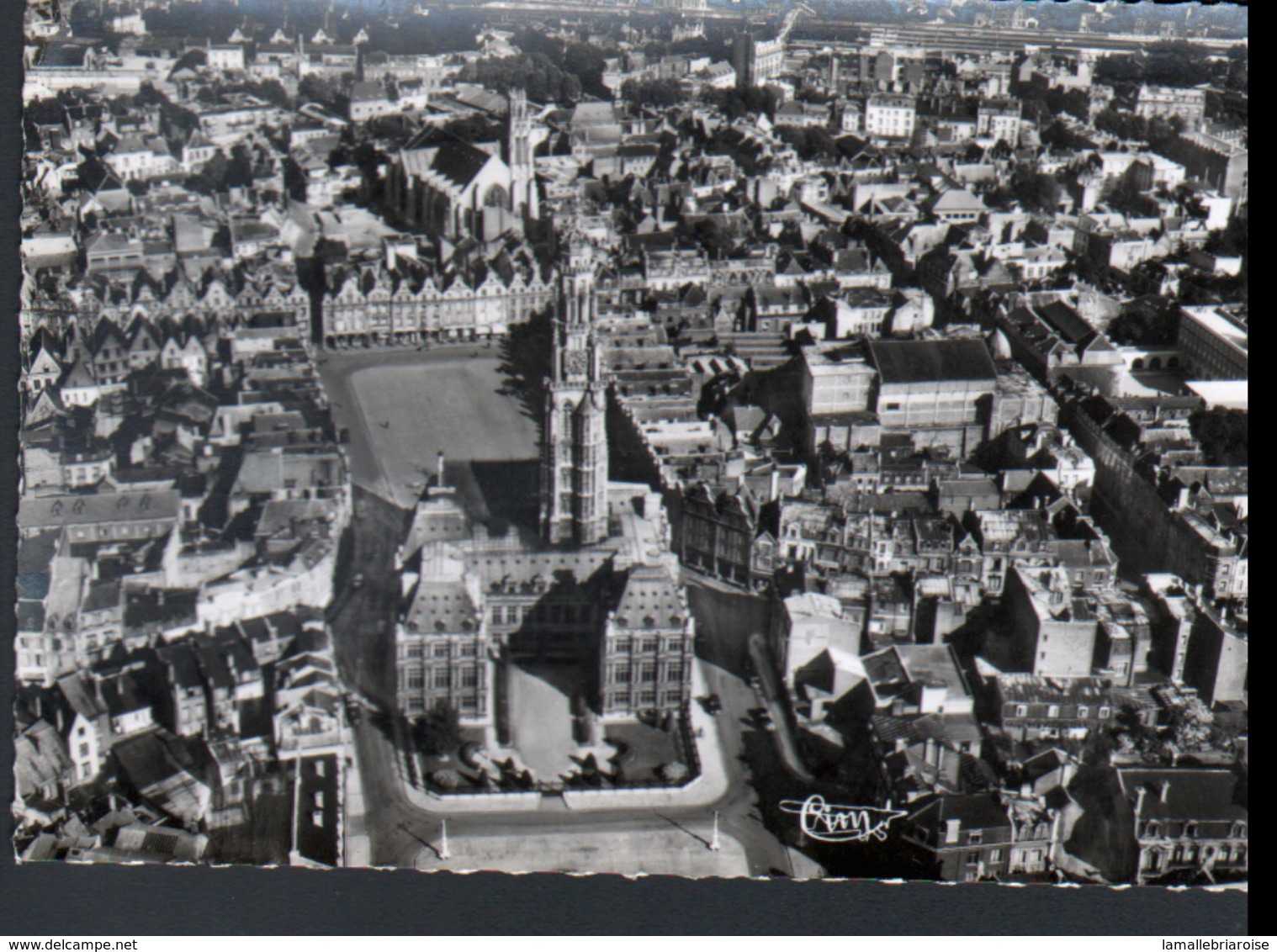 62, Arras, Vue Aerienne, Le Beffroi - Arras