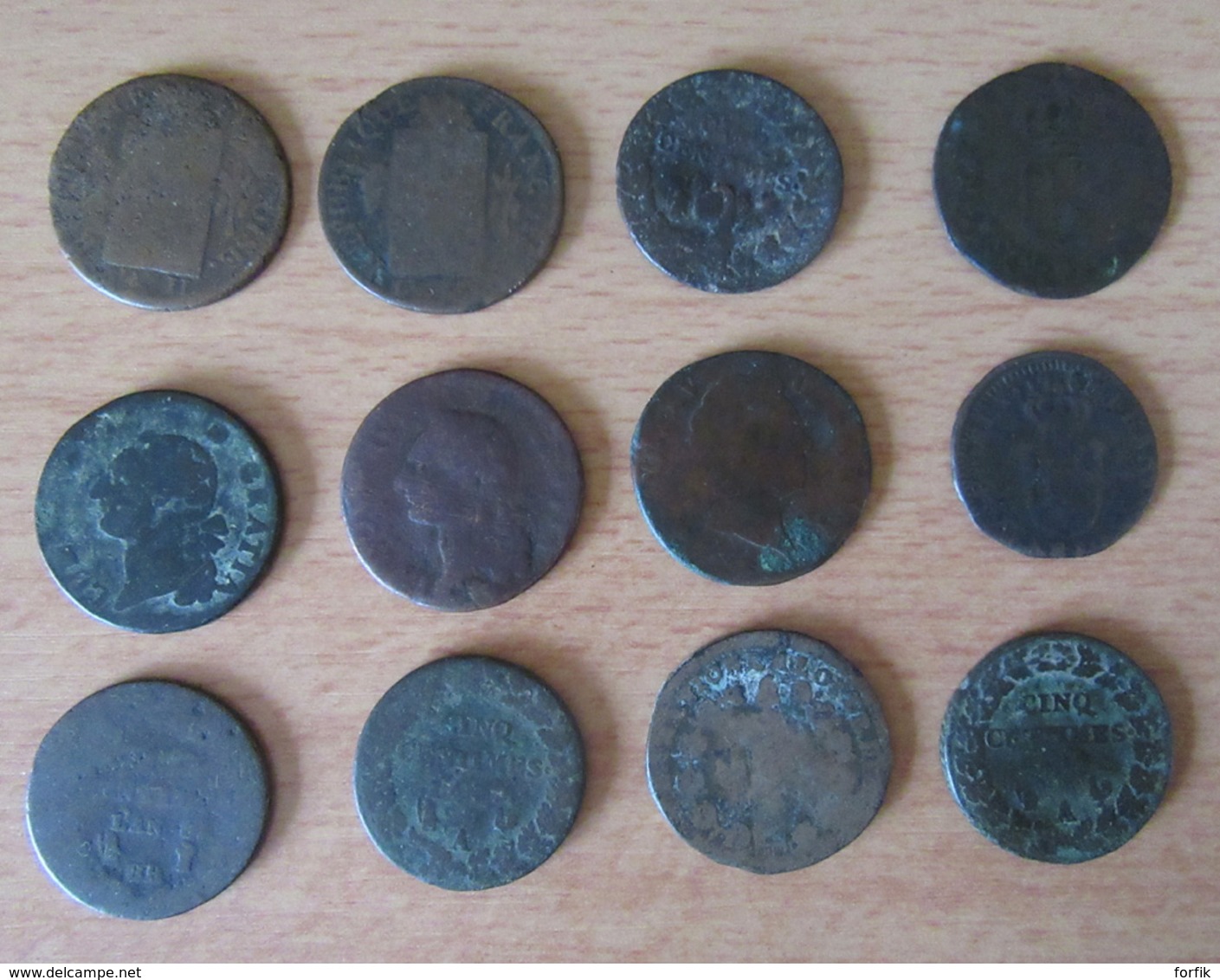 Vrac De Plus De 100 Monnaies Anciennes France Et étranger, Royales, 18e, 19e, 20e Principalement - Mauvais état - Lots & Kiloware - Coins