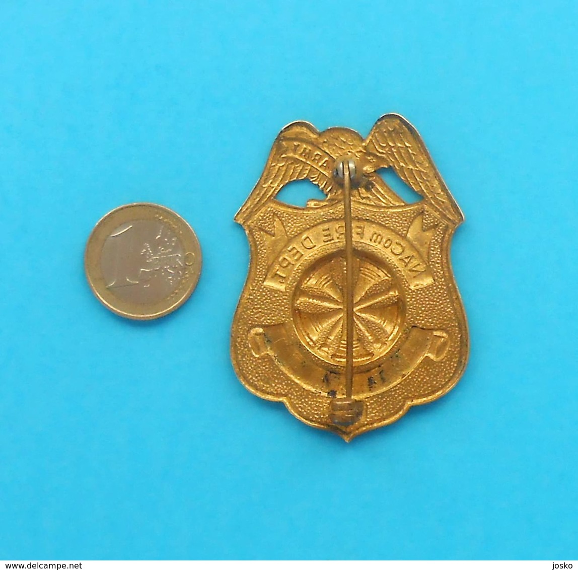 US NACom FIRE DEPARTMENT - FIRE CHIEF - Original Tin Badge LARGE SIZE Fire Department Brigade Feuerwehr Sapeurs Pompiers - Firemen