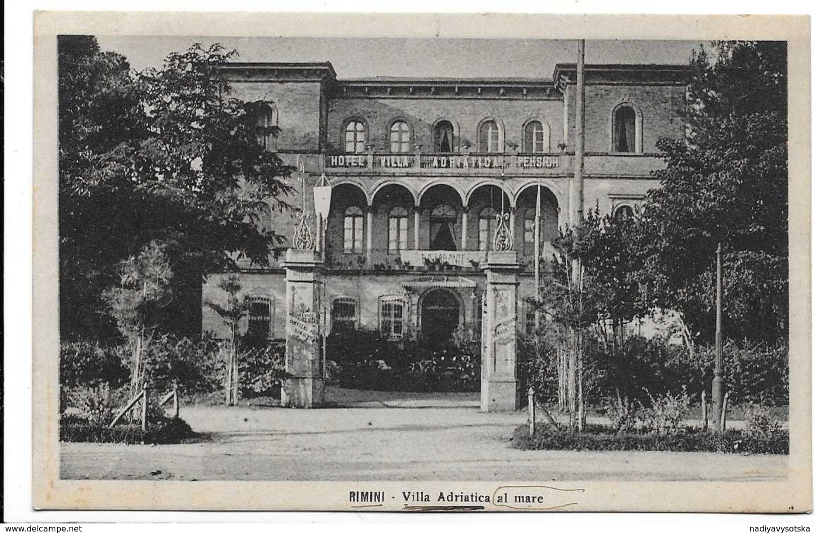 Rimini. Villa Adriatica Al Mare. - Rimini