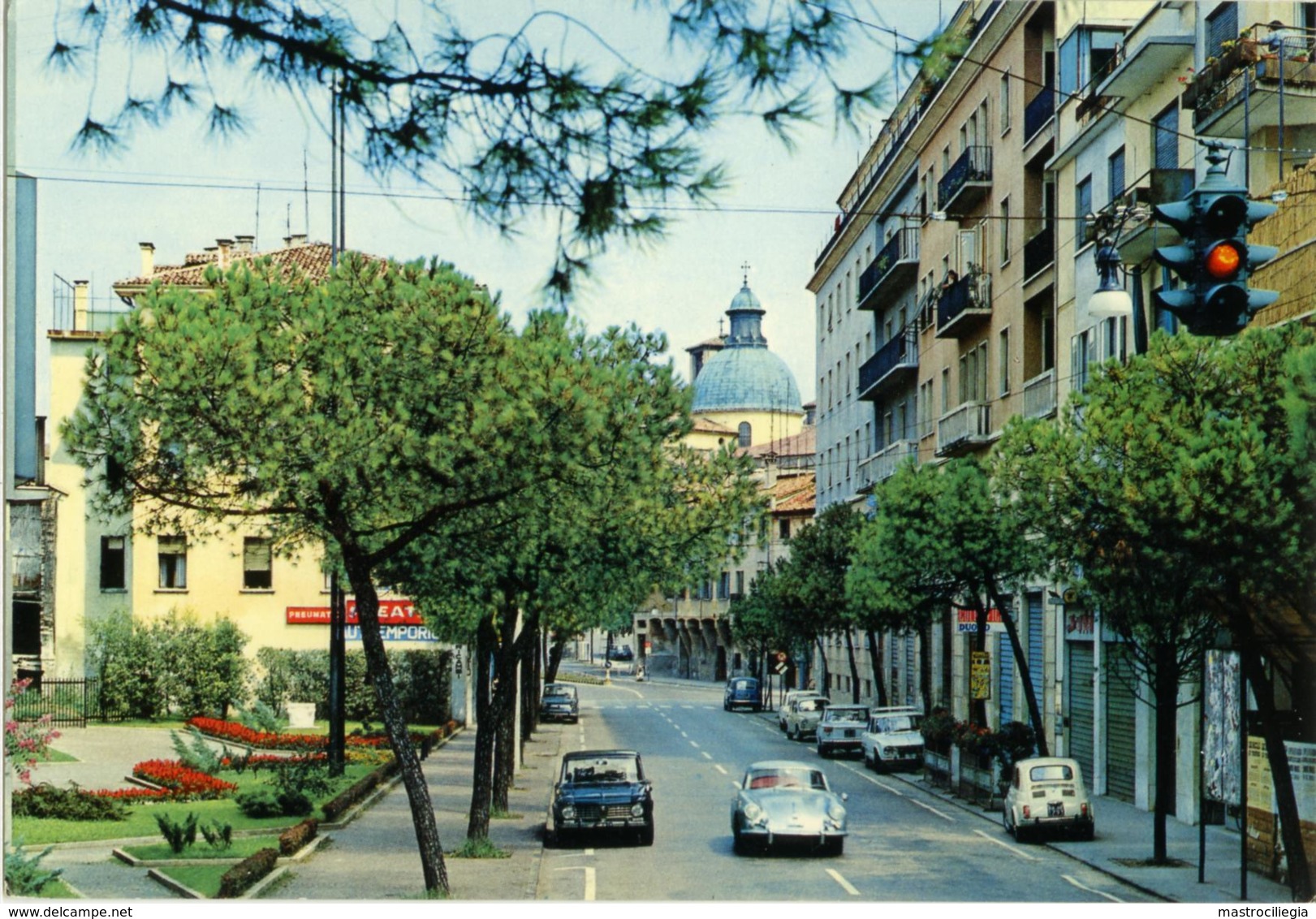 TREVISO  Viale Risorgimento  Porsche? Alfa Romeo  Fiat - Turismo