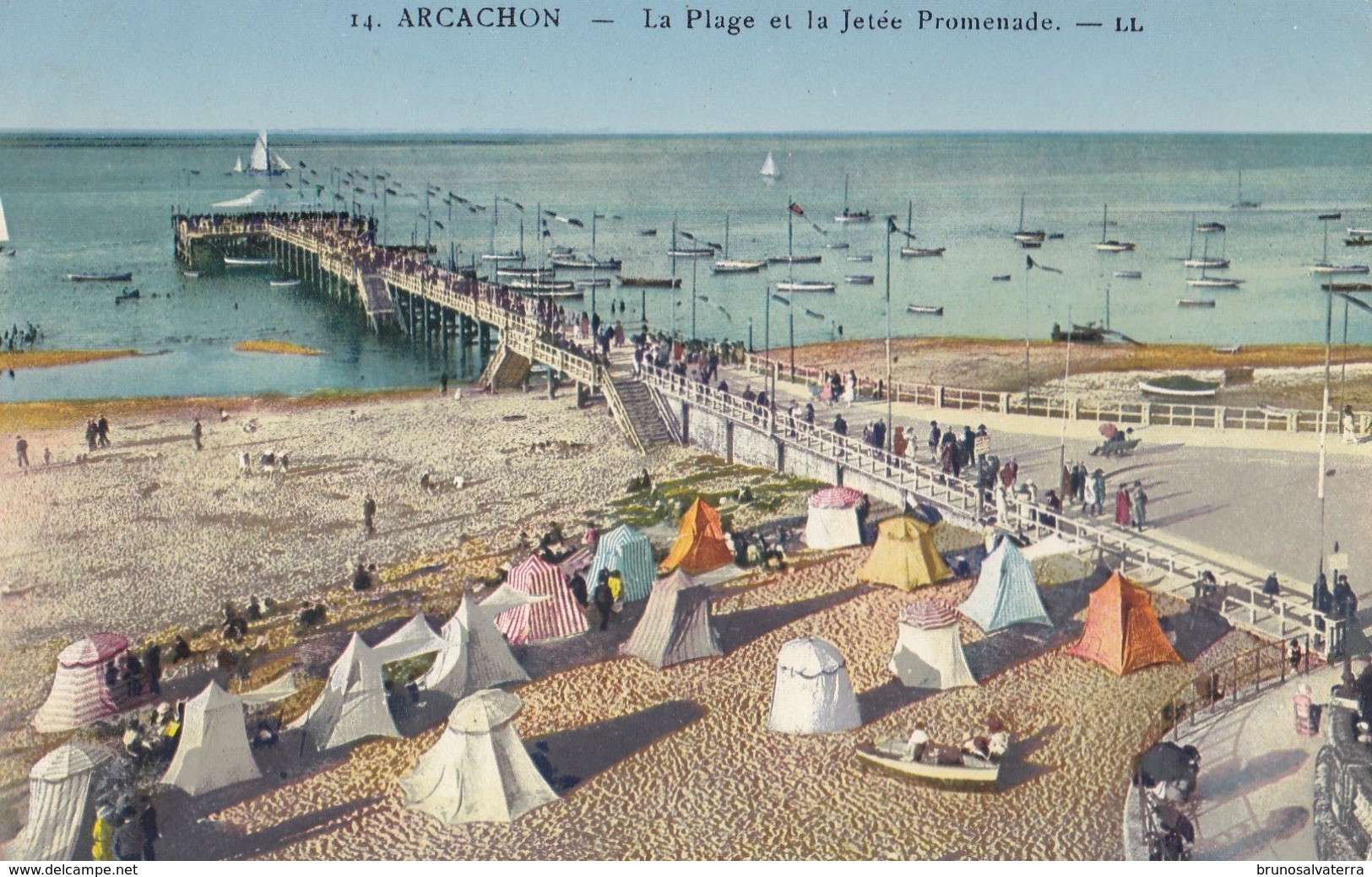 ARCACHON - La Plage Et La Jetée Promenade - Arcachon