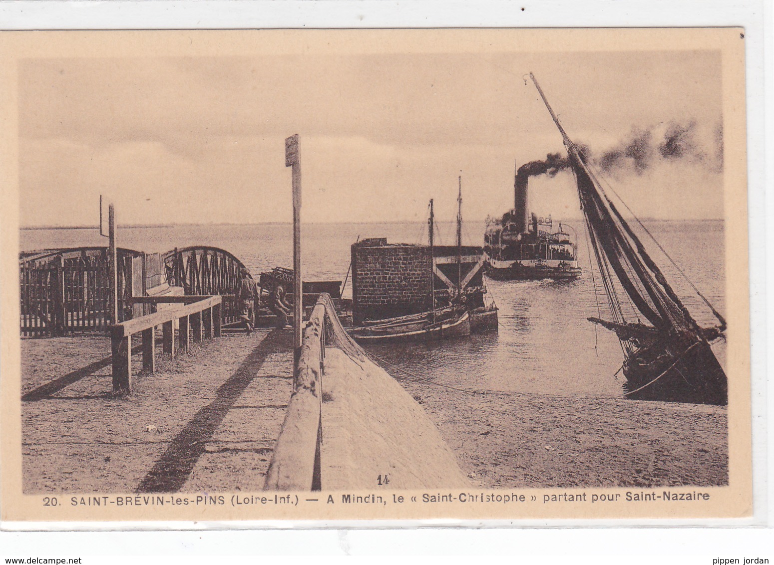 44 St Brévin Les Pins    A Mindin "le St Christophe" Partant Pour St Nazaire      *Belle Cpa   Sépia - Saint-Brevin-les-Pins