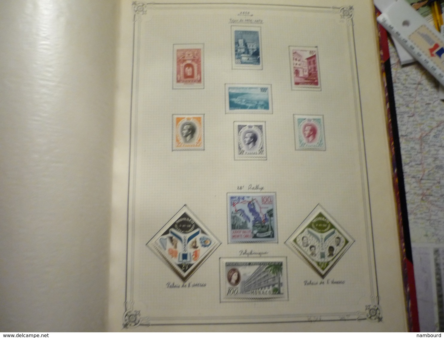 Album et boitier standard Yvert et Tellier collection de timbres de Monaco neufs avec charnières Début-1969