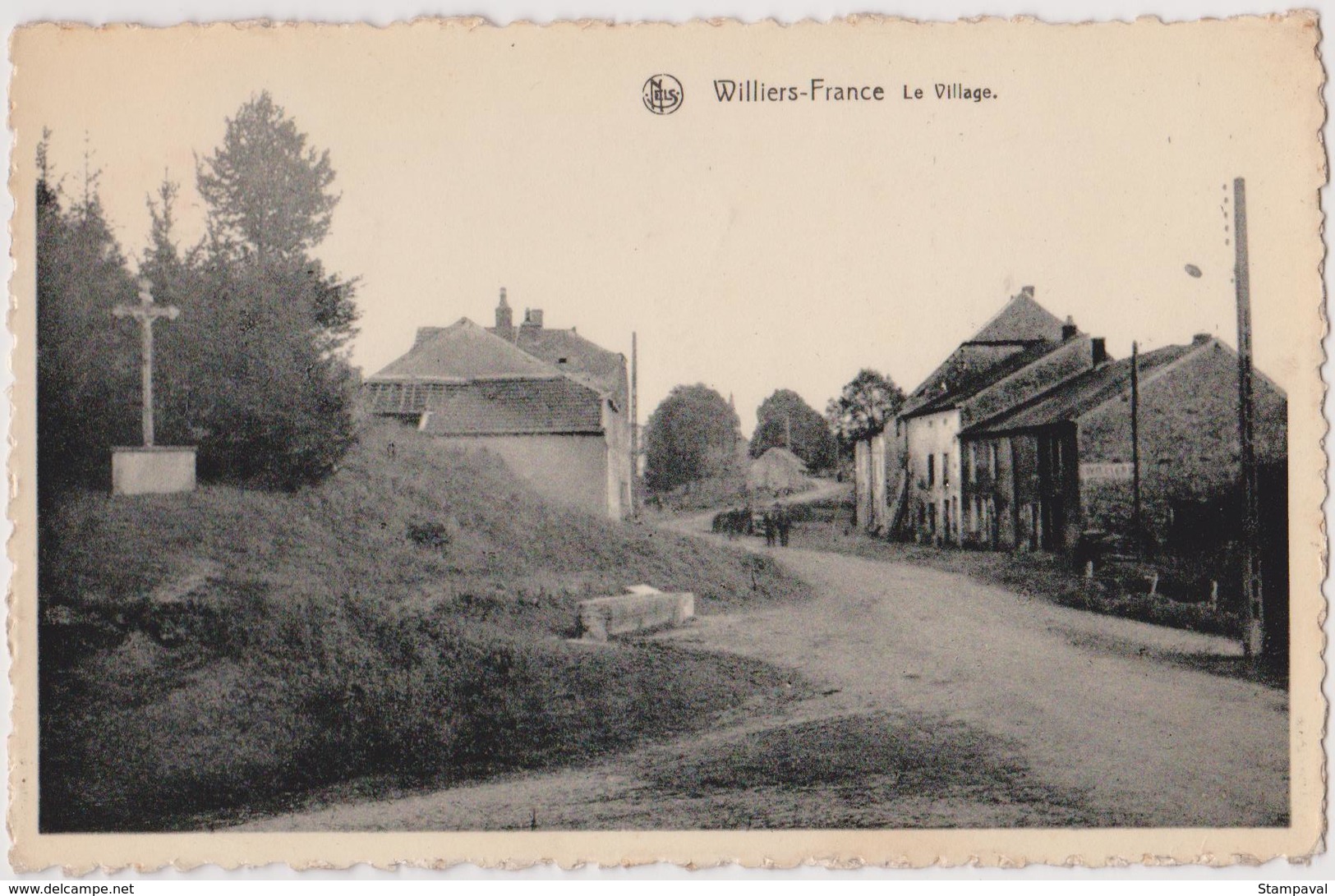 WILLIERS-FRANCE - LE VILLAGE - Sedan