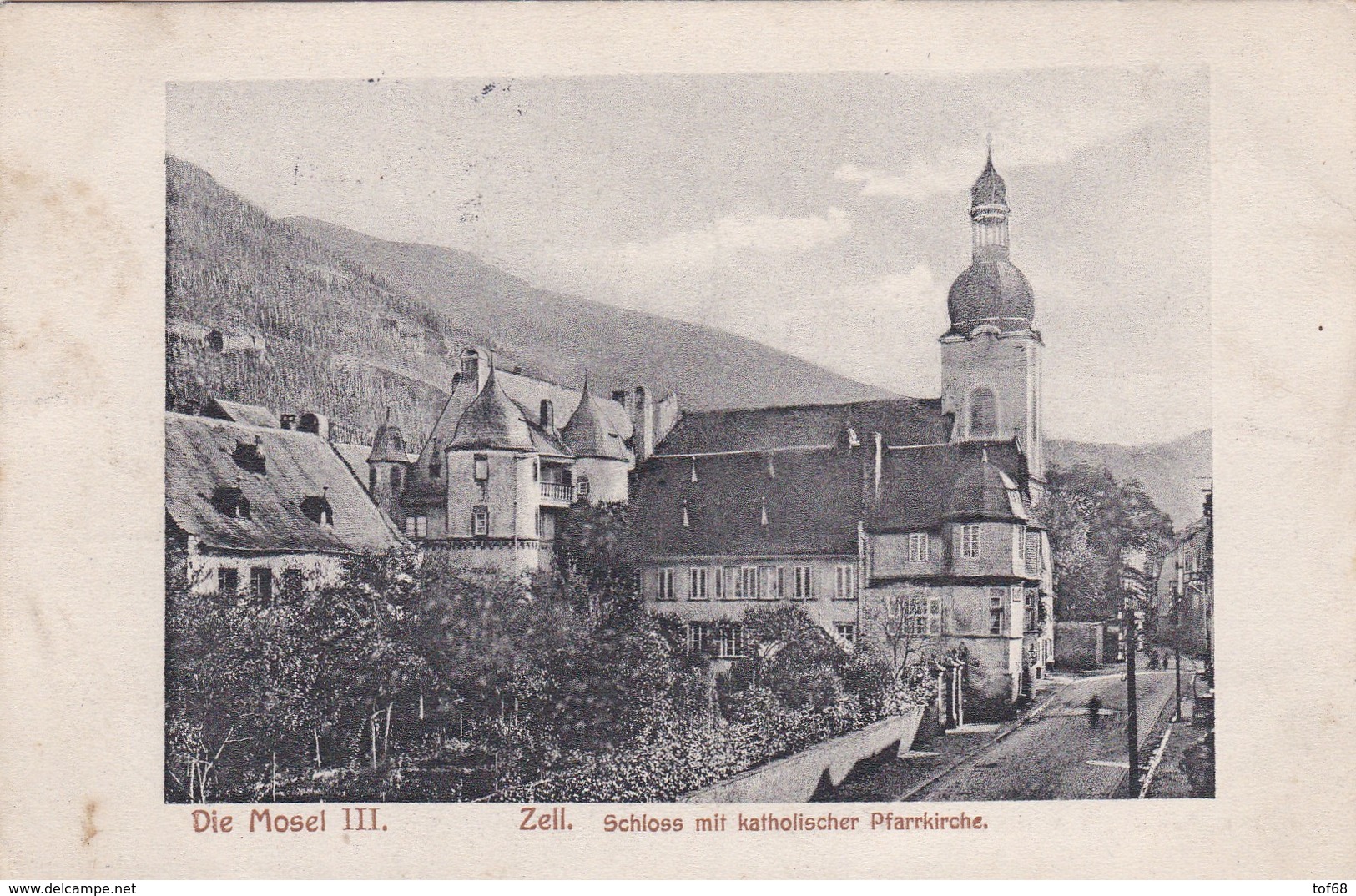 Die Mosel Zell Schloss Mit Pfarrkirche - Zell