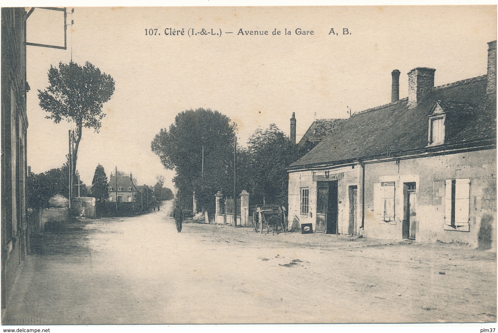 CLERE LES PINS - Avenue De La Gare - Cléré-les-Pins