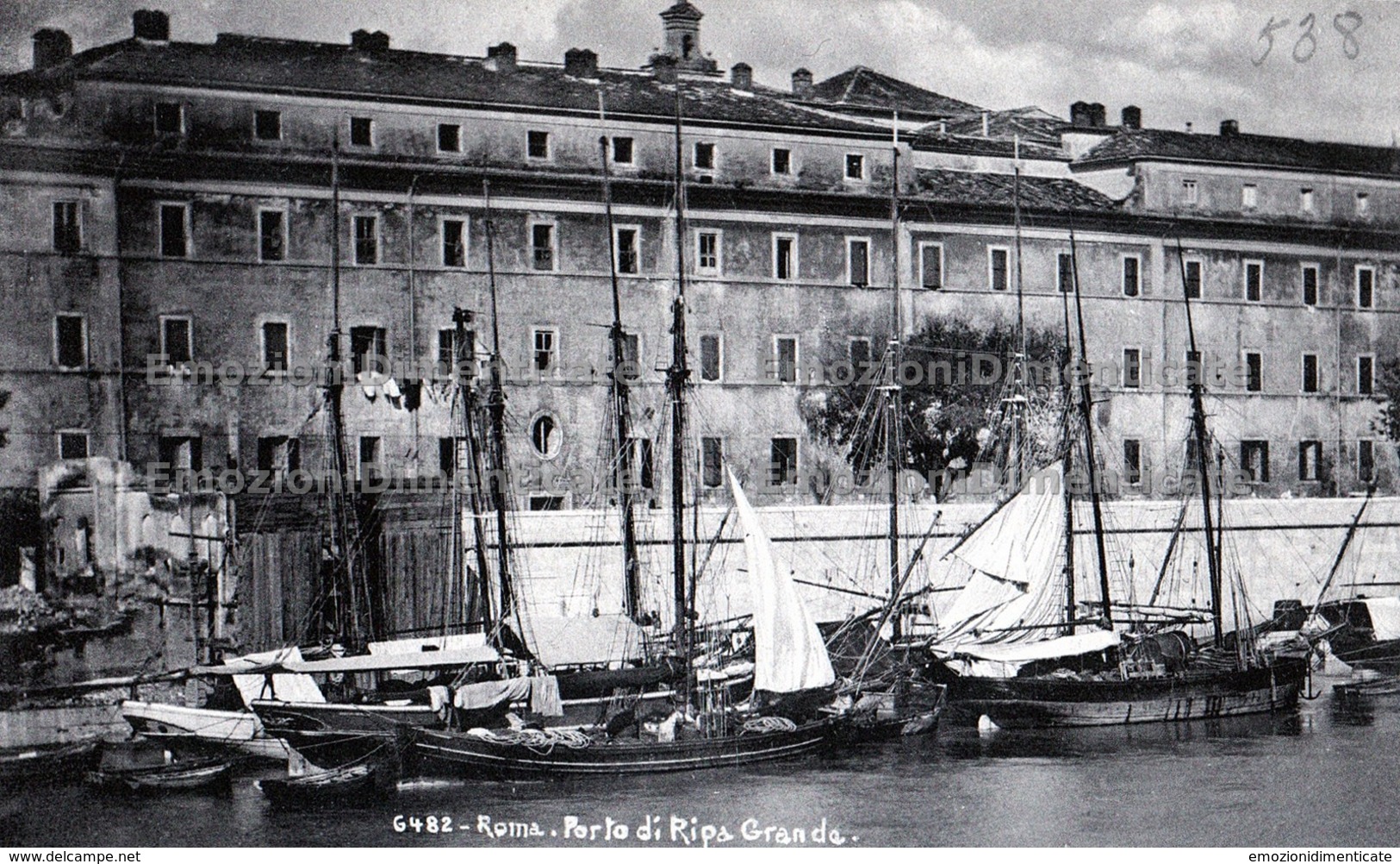 Roma Porto Di Ripa Grande Tevere - Fiume Tevere