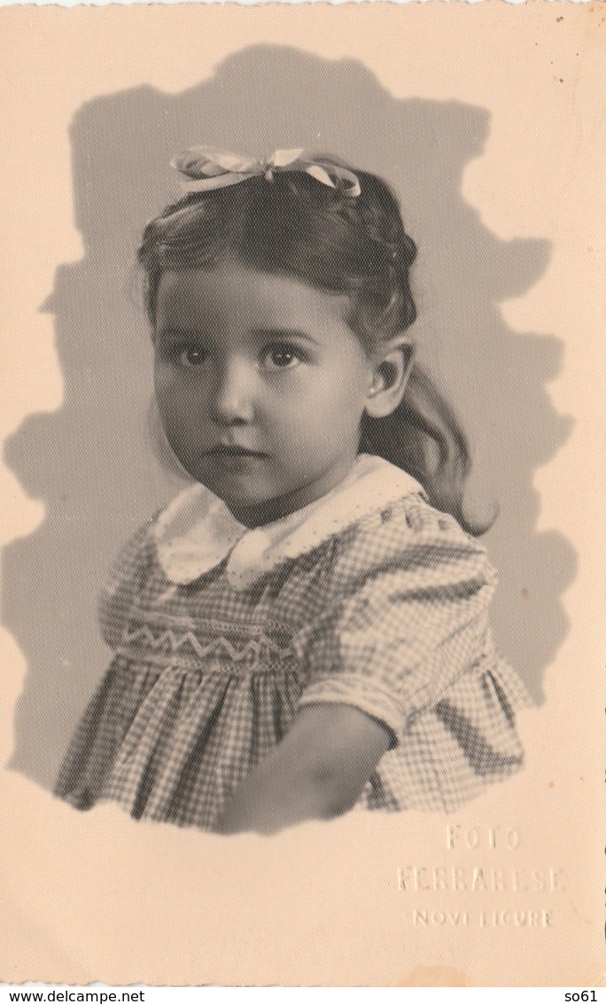8127. Vecchia Old Photo Foto Bambina Child Foto Ferrarese Novi Ligure  13x8 - Personnes Anonymes