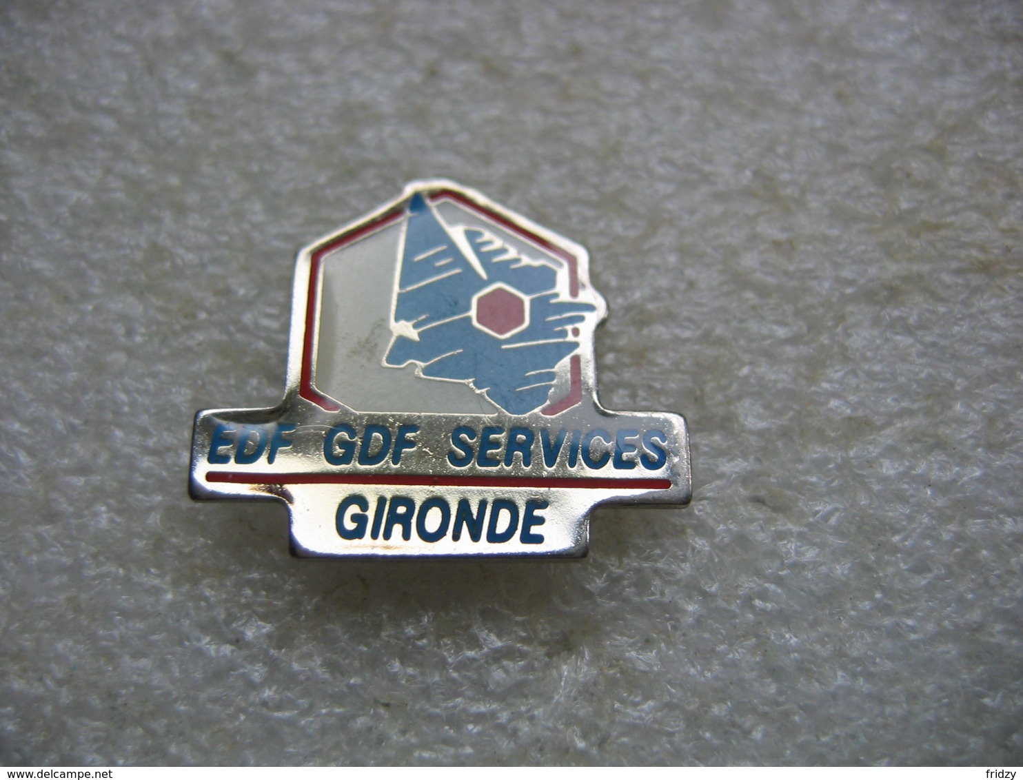 Pin's EDF-GDF Services De GIRONDE - EDF GDF