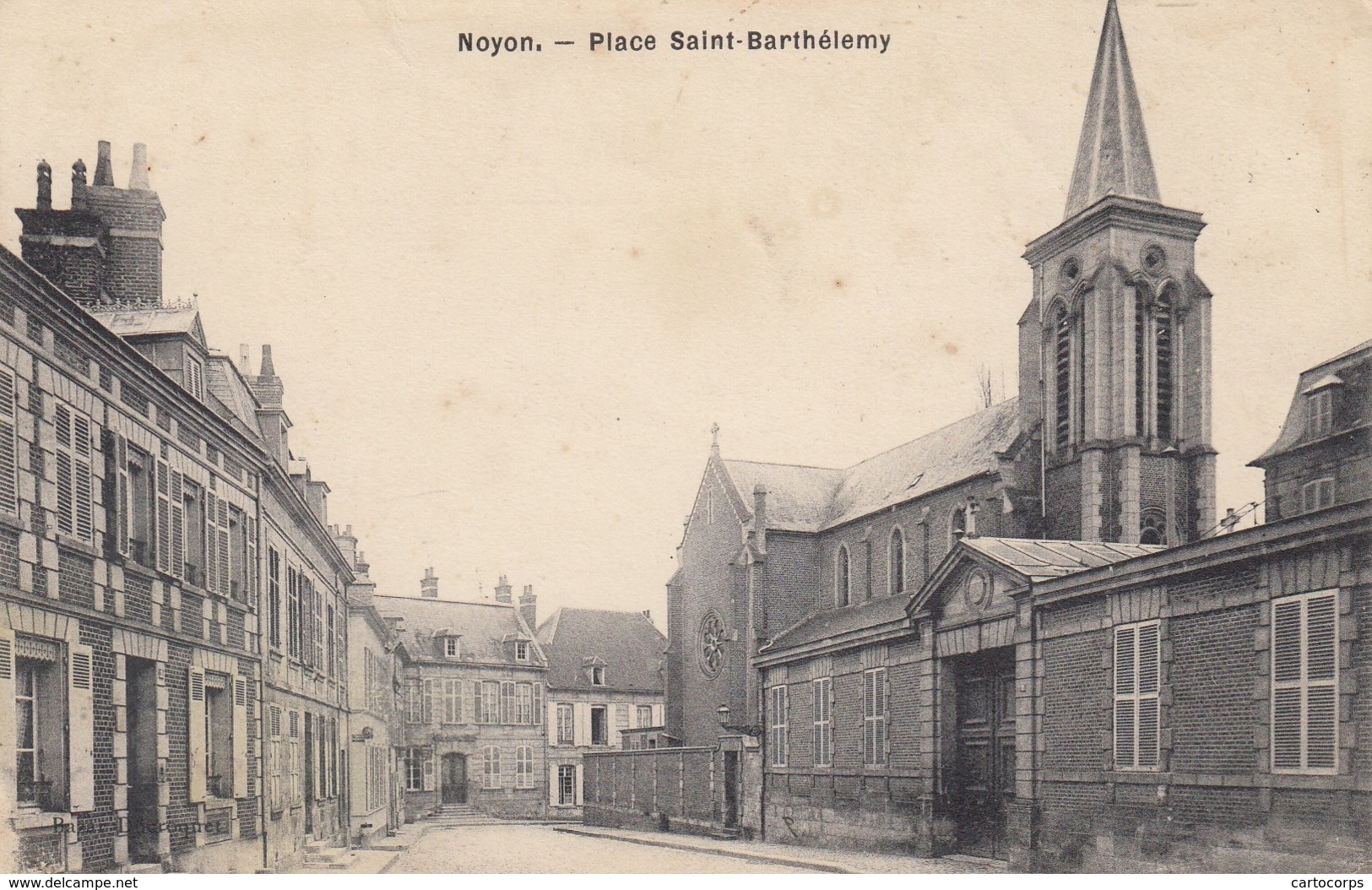 60 - Oise - Noyon - Place St-Barthélemy - Noyon