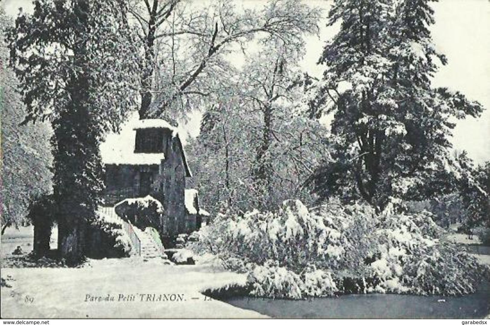 CPA Du Château De Versailles - Parc Du Petit TRIANON - Le Moulin Par Effet De Neige. - Versailles