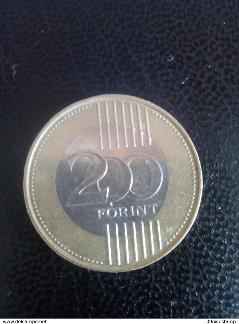 200 Forint Coin, Used, From 2011 (look My Offers To Savepostage Cost) - Hongrie