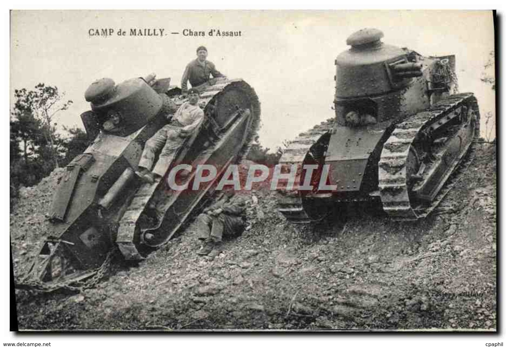 CPA Militaria Tank Camp De Mailly Chars D&#39assaut - Matériel