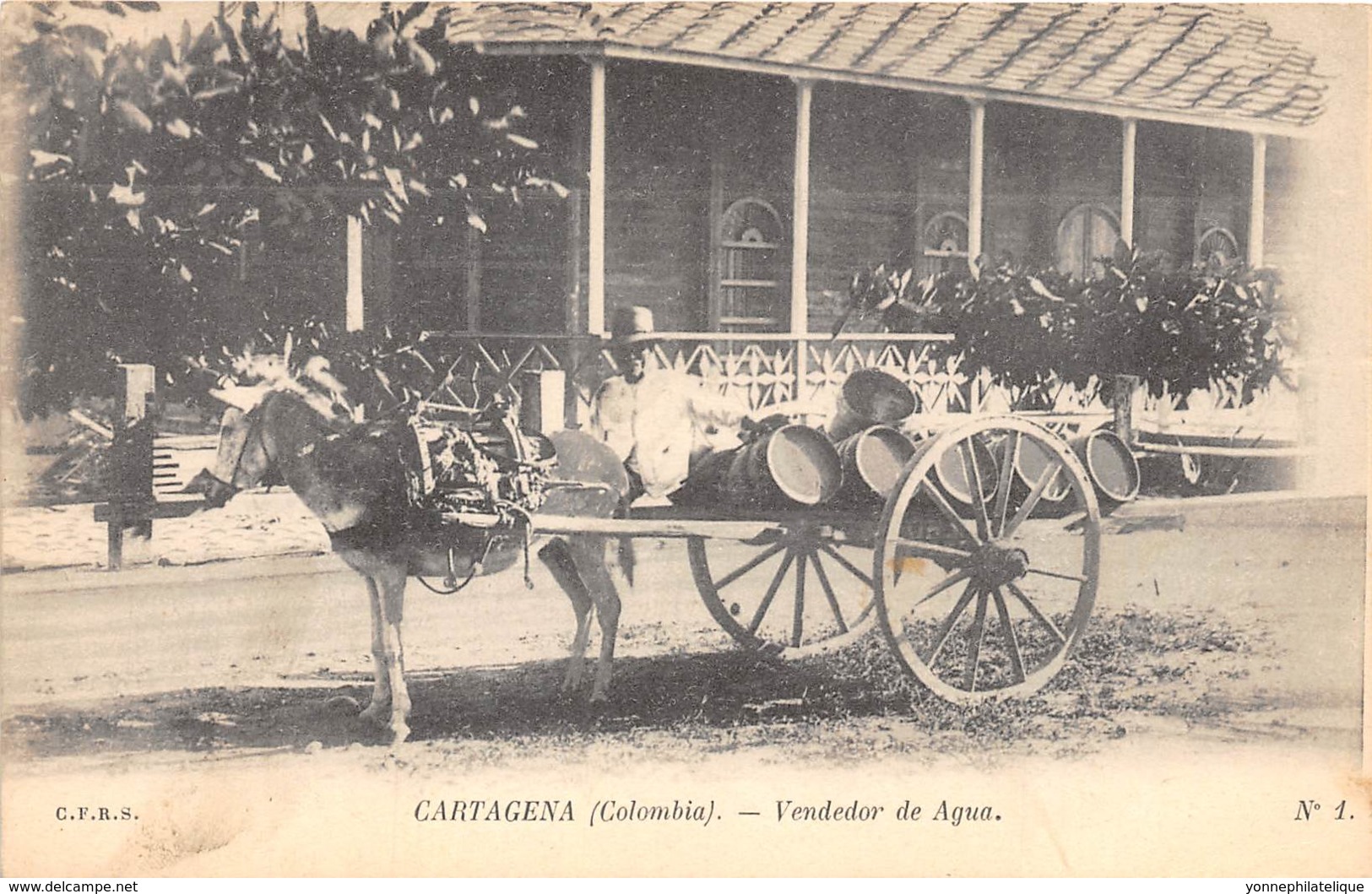 Colombie - Cartagena / 03 - Vendedor De Agua - Colombie