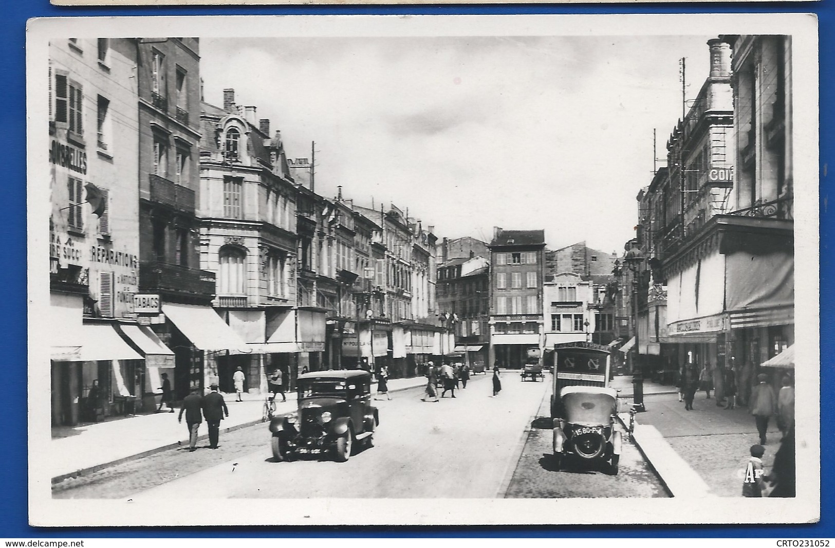 NIORT    Rue Victor Hugo    Animées  Voiture Traction - Niort