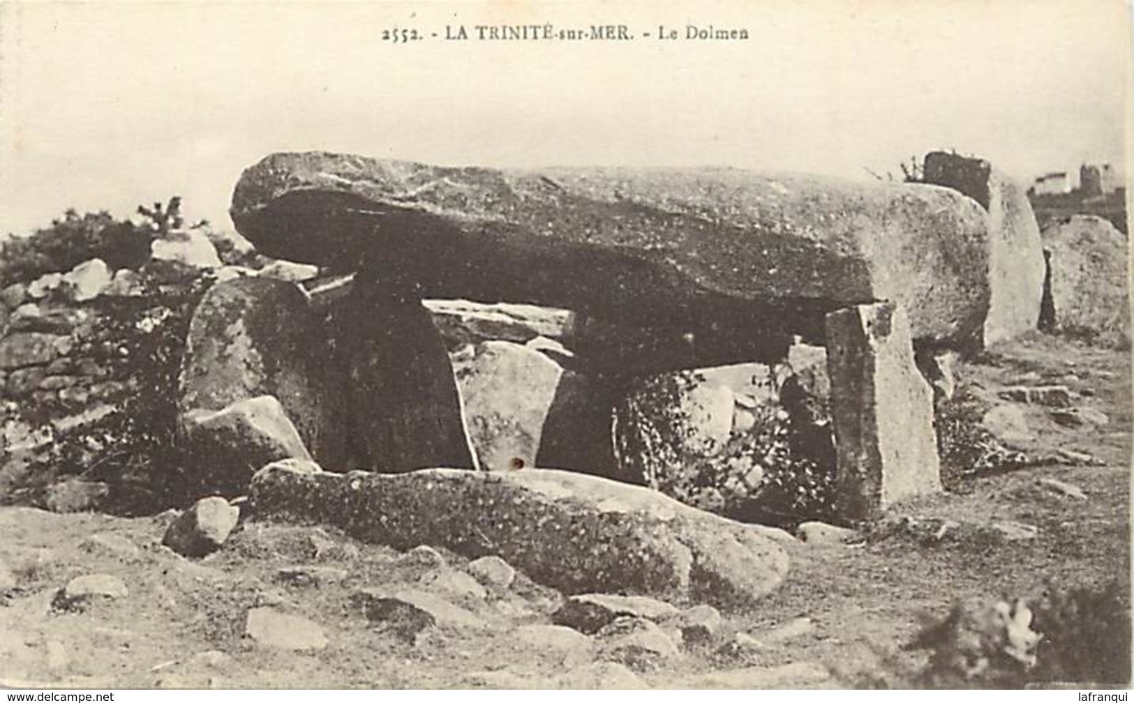 Themes Div-ref Z457- Morbihan - La Trinite Sur Mer - Le Dolmen - Carte Bon Etat  - - Dolmen & Menhirs