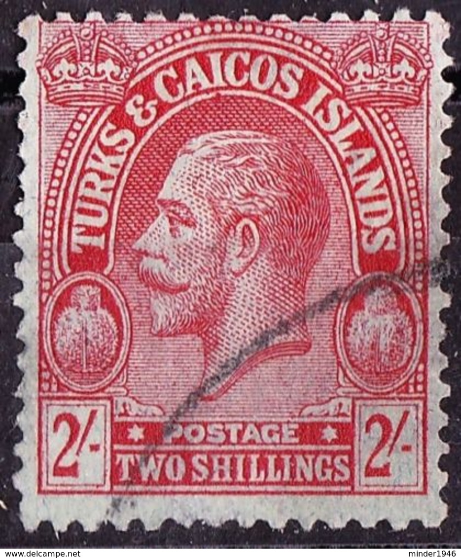 TURKS & CAICOS ISLANDS 1922 KGV 2/- Red/Emerald SG174 FU - Turks And Caicos