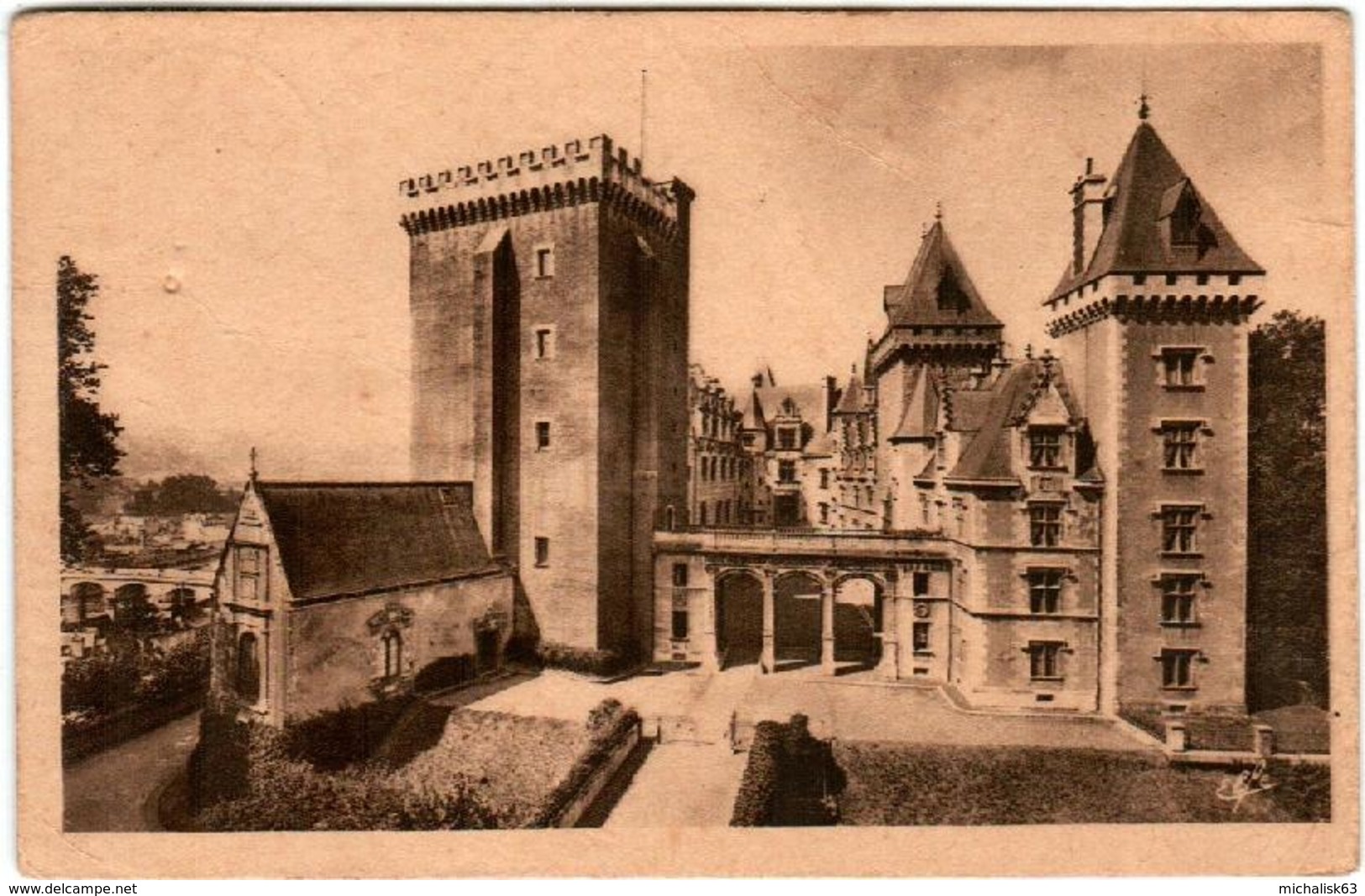 5HM 640 CPA - PAU - LE CHATEAU HENRI IV - Pau