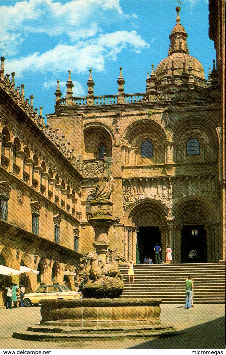 SANTIAGO De COMPOSTELA - Plaza De Las Platerias - Santiago De Compostela