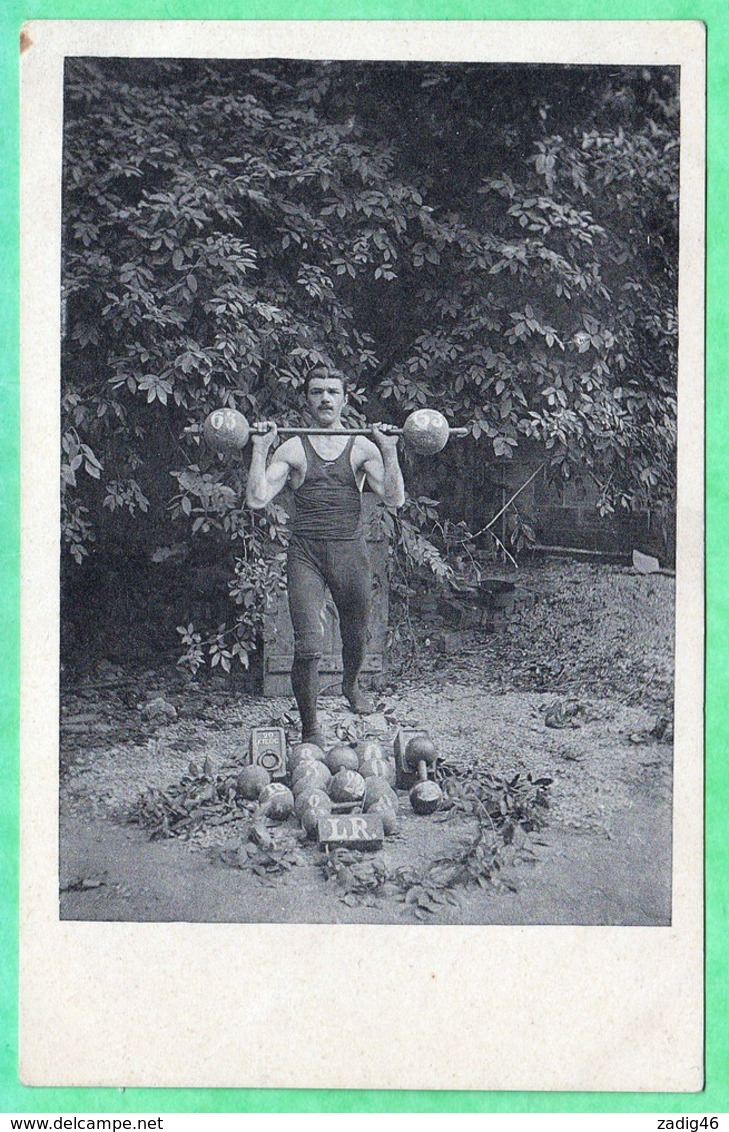 HALTEROPHILE DU DEBUT DU XX° SIECLE A IDENTIFIER - CARTE PHOTO - Weightlifting