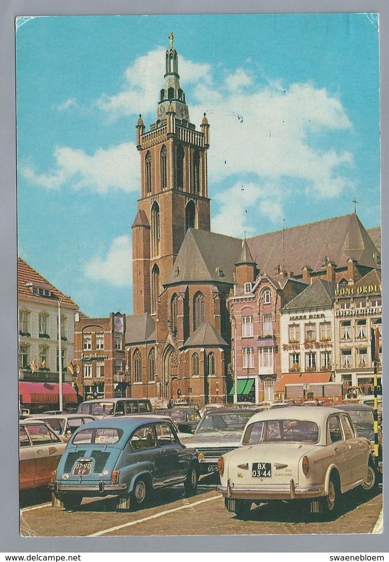 NL.- ROERMOND. Markt Met Sint Christoforus Kathedraal. Old Cars. - Kerken En Kathedralen