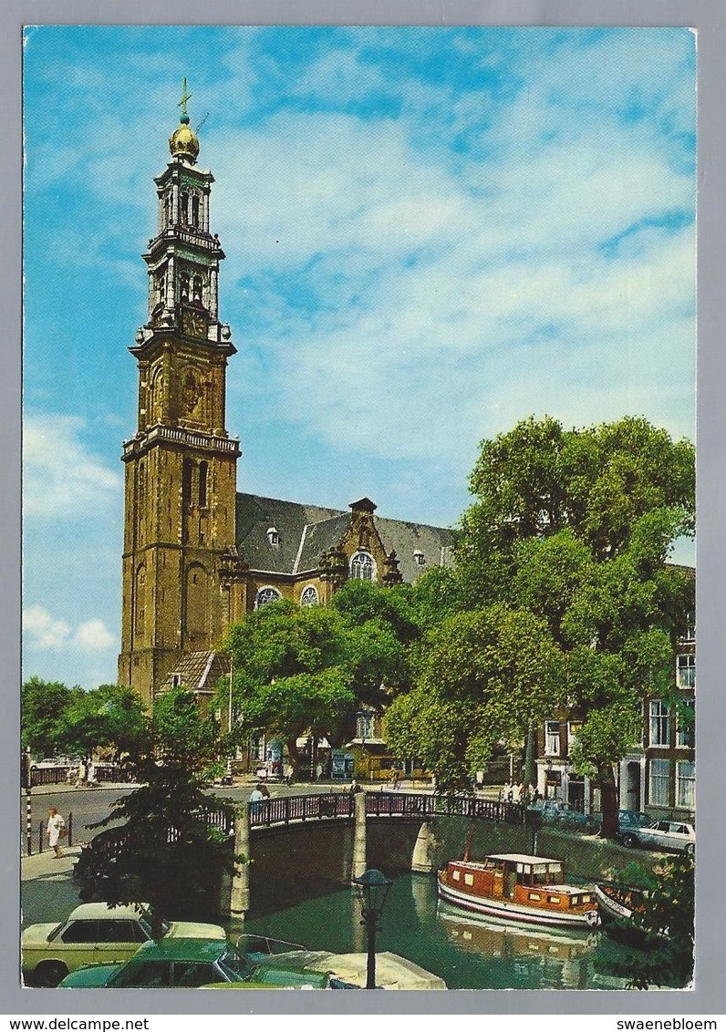NL.- AMSTERDAM. De Westerkerk. Brug. Gracht. Boot. 1977. Old Cars. - Kerken En Kathedralen