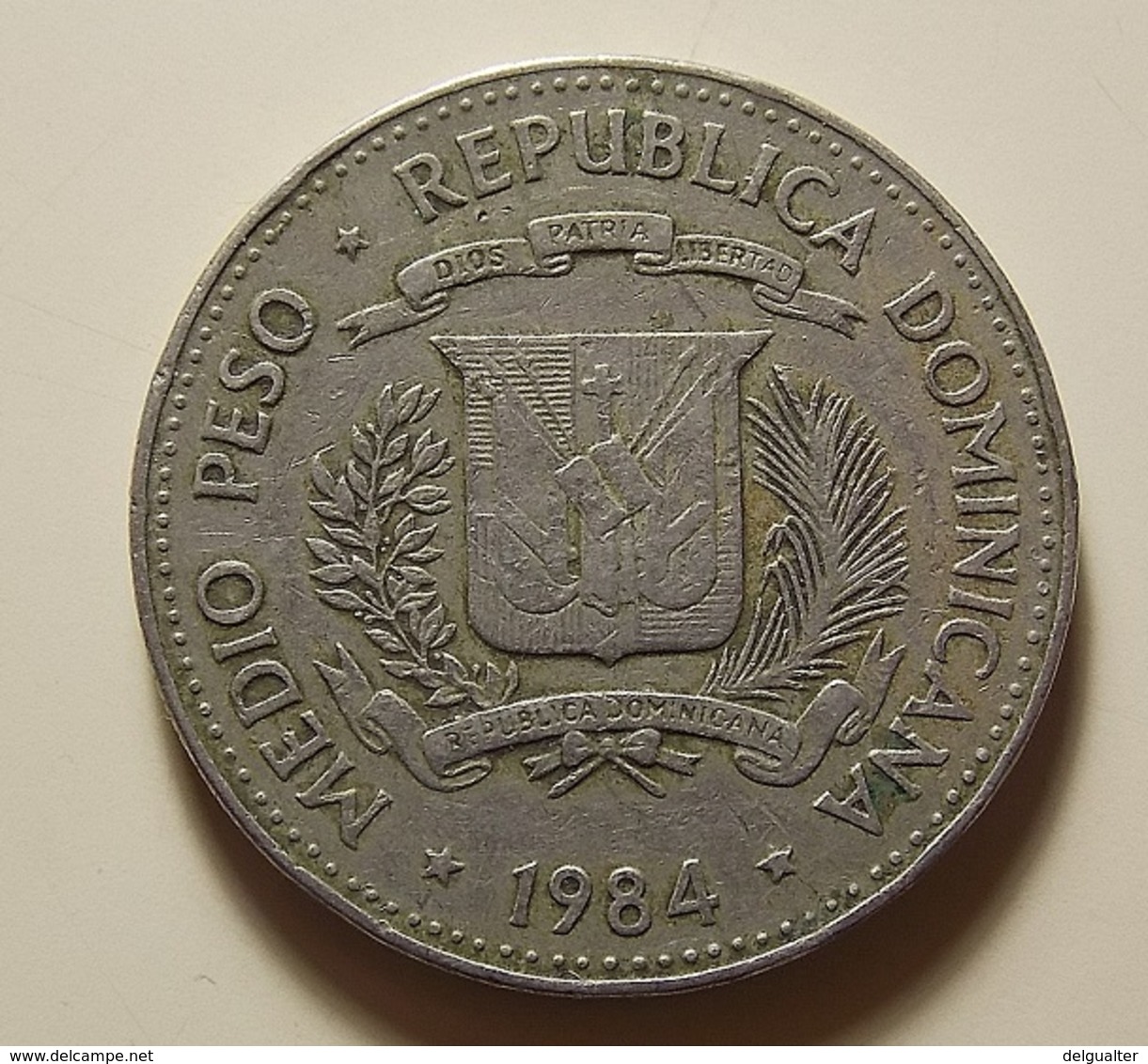 Dominicana 1/2 Peso 1984 - Dominicaine