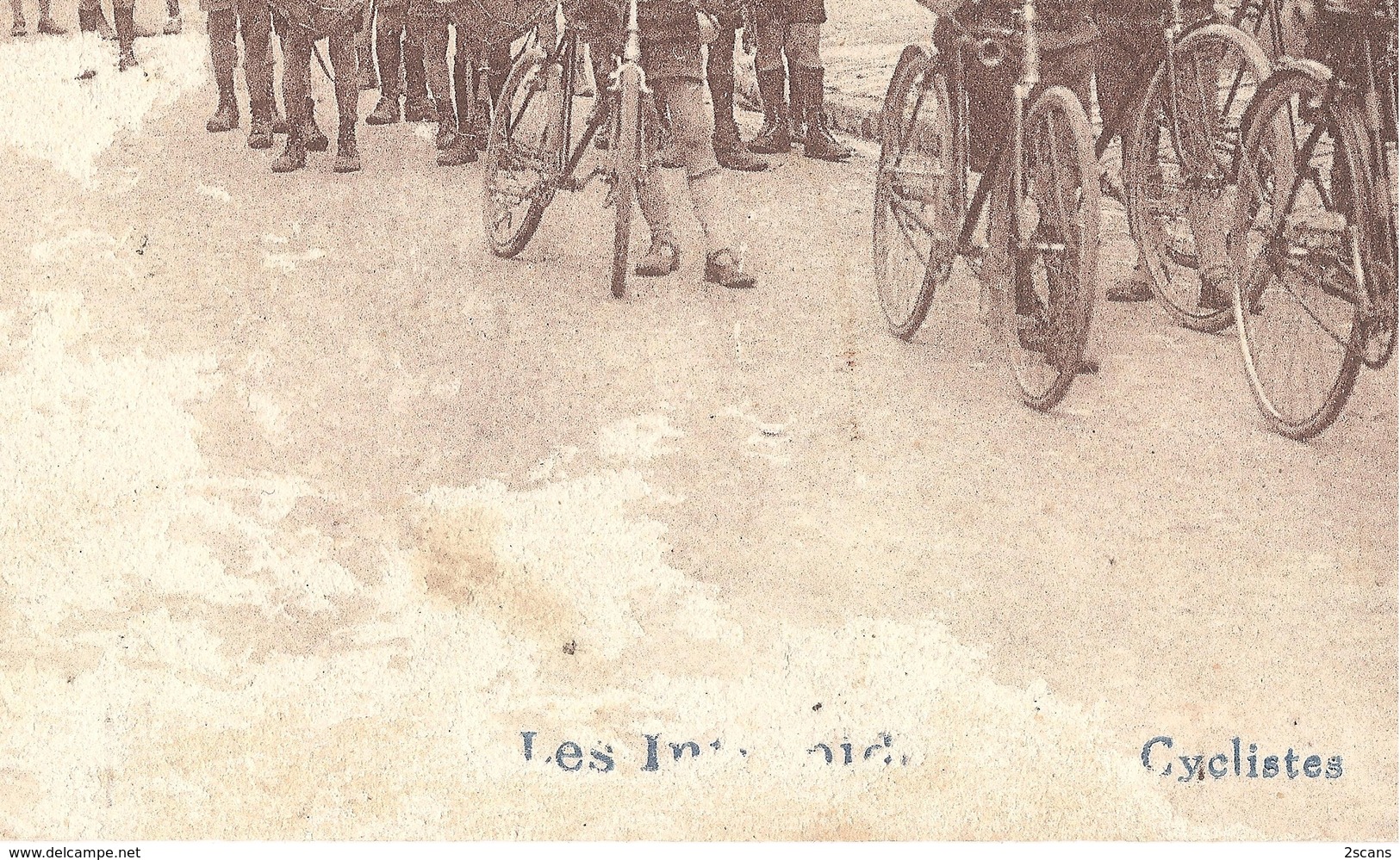 Dépt 77 - MEAUX - Les Intrépides - Les Cyclistes - Photo Blochet - Meaux - (vendue En L'état, Voir Description) - Meaux