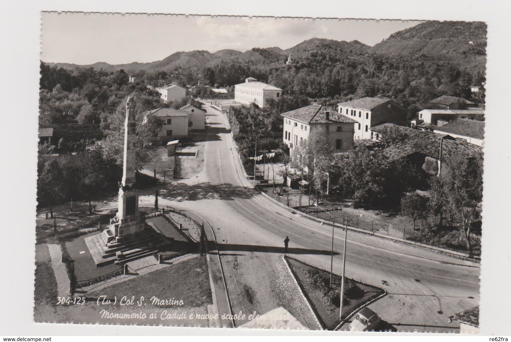 COL SAN MARTINO  (TV), Nuove Scuole Elementari E Monumento Ai Caduti  - F.G. - Anni  '1950 - Treviso