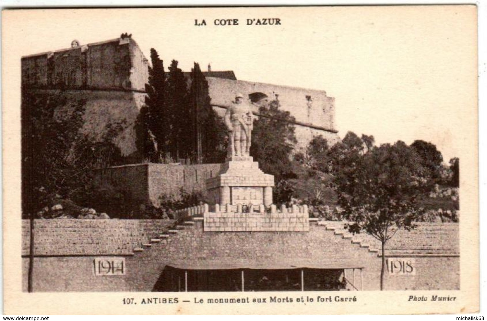 51gth 1404 CPA - ANTIBES - LE MONUMENT AUX MORTS - Antibes - Vieille Ville