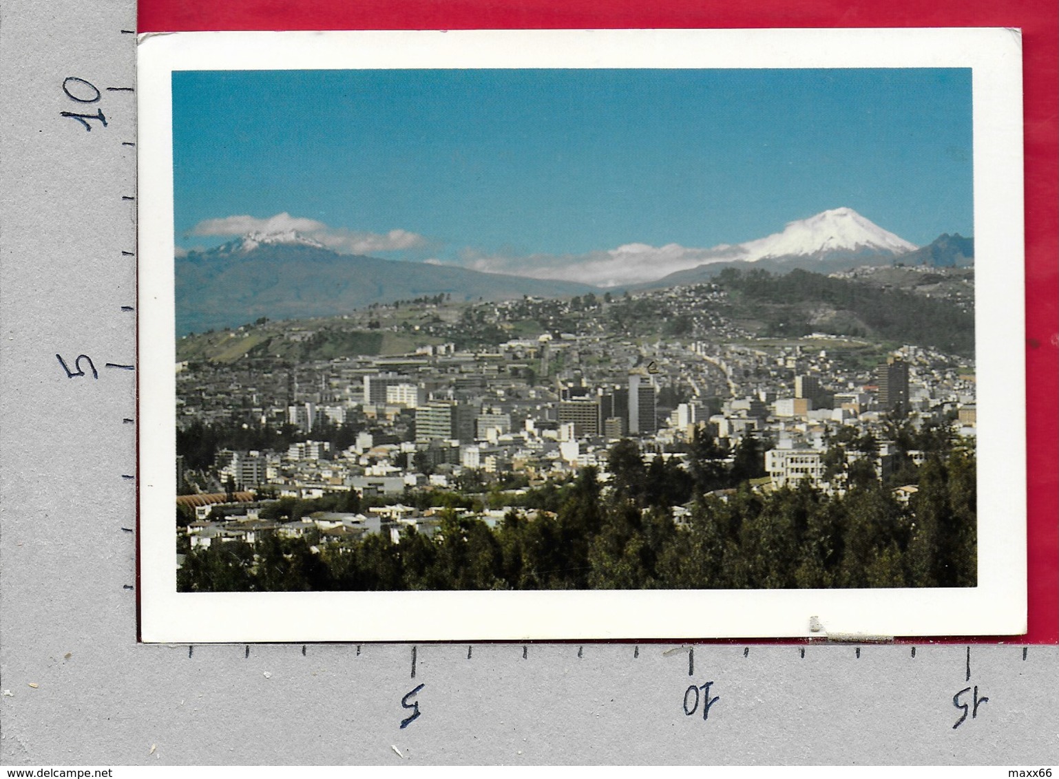 CARTOLINA VG ECUADOR - QUITO Con El Sincholagua Y Cotopaxi - 11 X 16 - ANN. 1998 - Ecuador