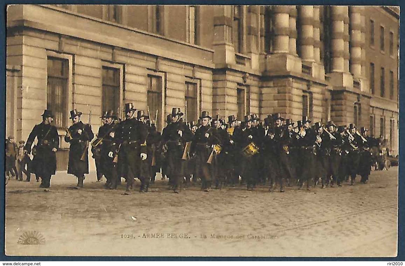 Armée Belge - La Musique Des Carabiniers - Régiments