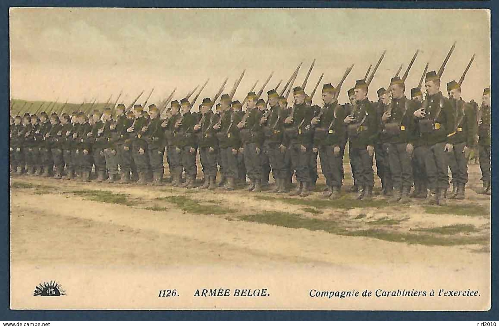 Armée Belge - Compagnie De Carabiniers à L'exercice - Regiments