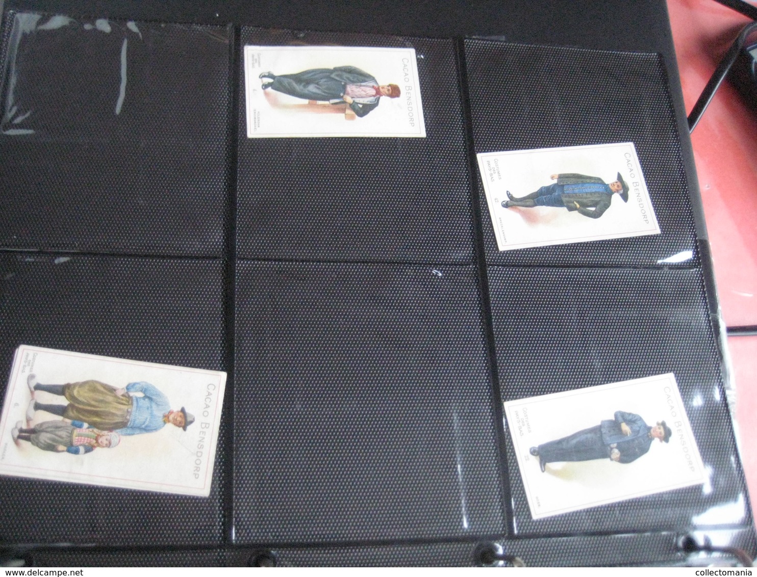 30 cards,   4,2cm X 7,2  cm  advertising  c1890  CACAO COCOA BENSDORP chocolate, all splendid, alike cigarettecards