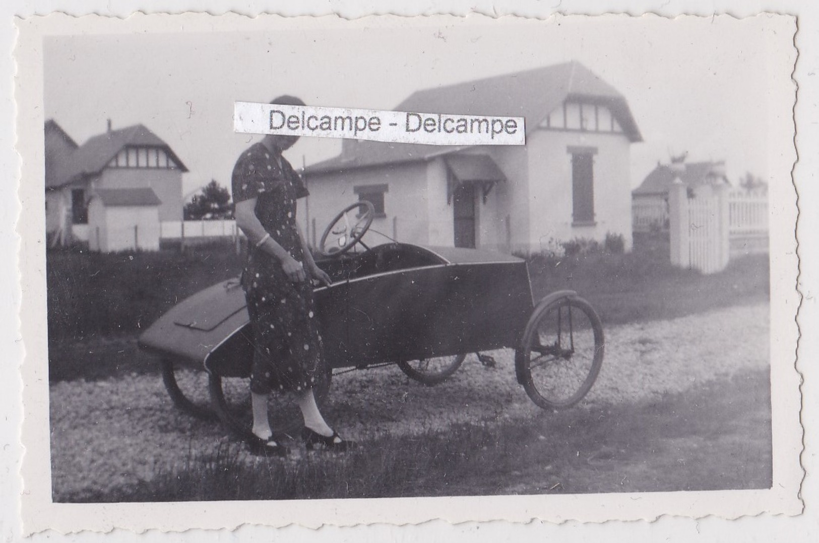 Voiture à Pédales '' VÉLOCAR '' 1940/50 - Photo Originale - Autres & Non Classés