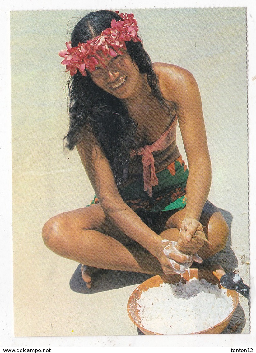 Carte Postale Préparation Du Lait De Coco - Französisch-Polynesien