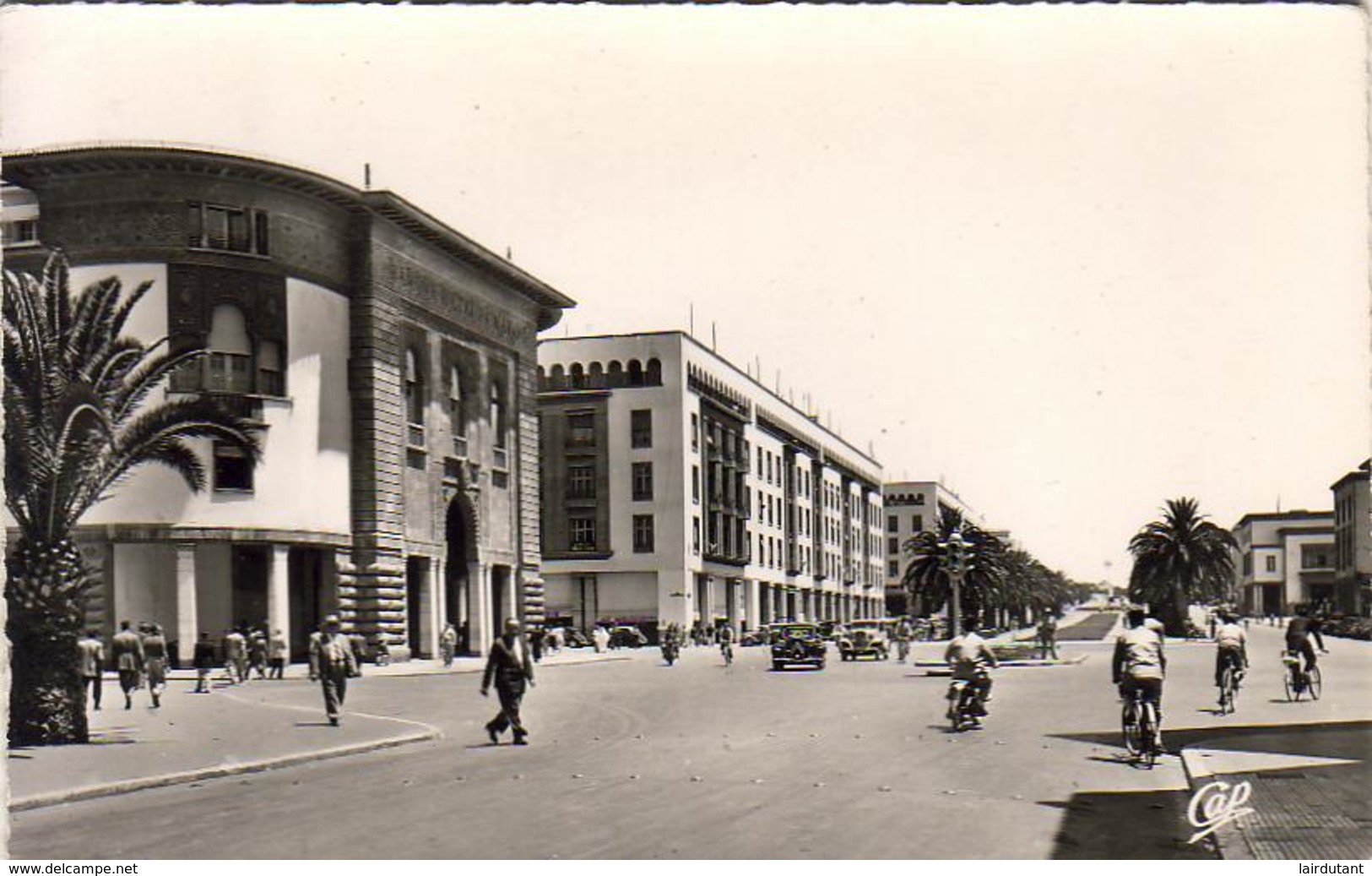 MAROC  RABAT  Avenue Mohammed V Et La Banque D'Etat Du Maroc - Rabat