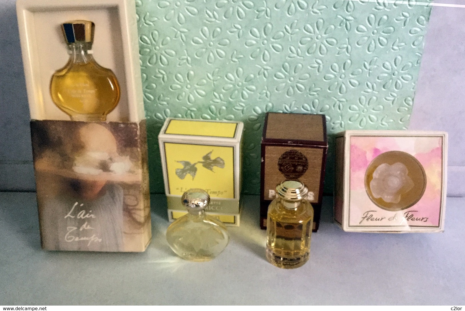 Lot De 4 Miniatures De Parfum NINA RICCI Avec Boites (M0767) - Miniatures Femmes (avec Boite)