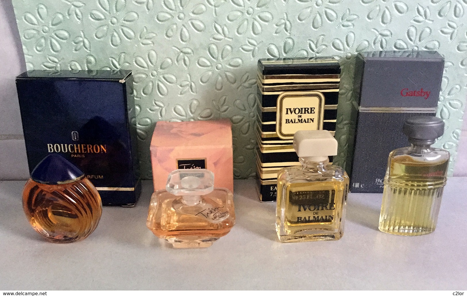 Lot De 4 Miniatures De Parfum Avec Boites (M0765) - Miniatures Femmes (avec Boite)