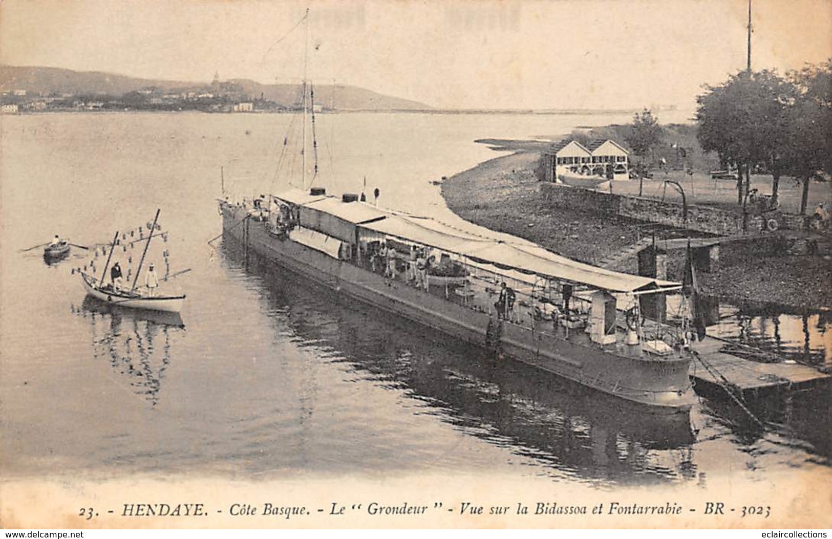 Hendaye        64          Bateau "Le Grondeur"  Vue Sur La Bidassoa Et Fontarrabie          (voir Scan) - Hendaye