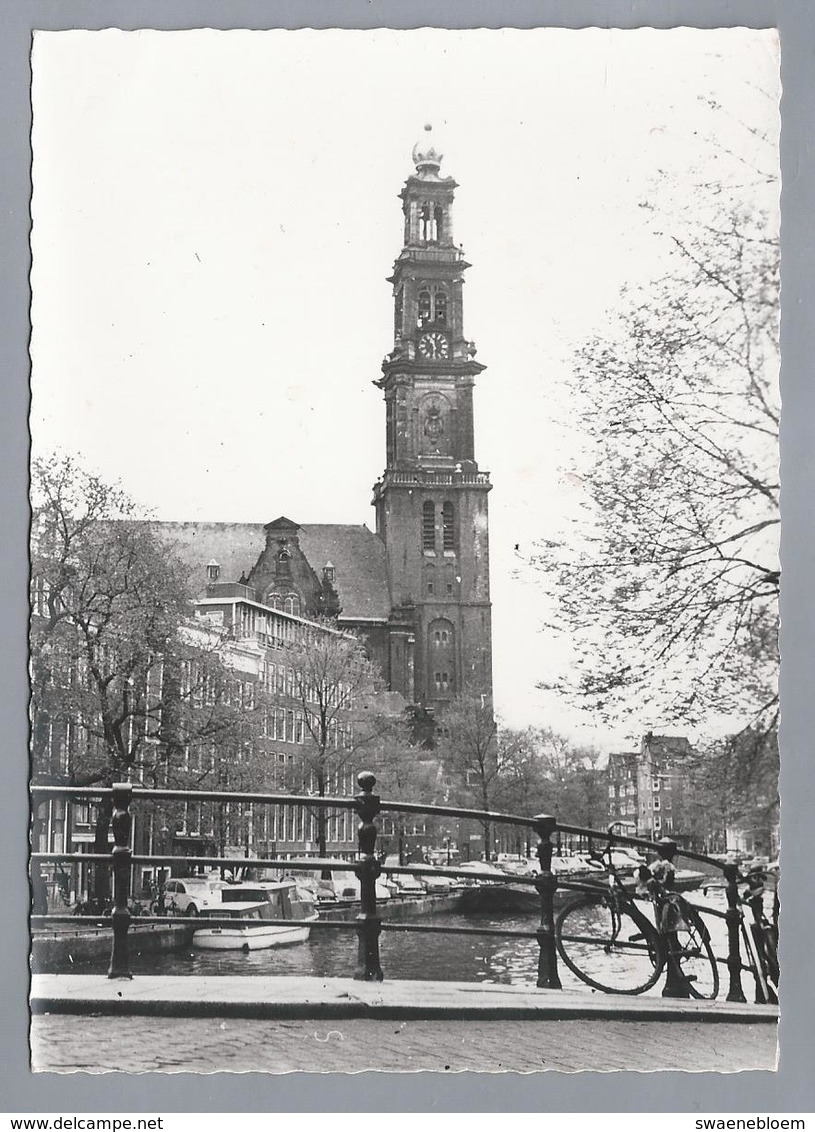 NL.- AMSTERDAM. De Westerkerk. Brug. Gracht. Old Cars. - Kerken En Kathedralen