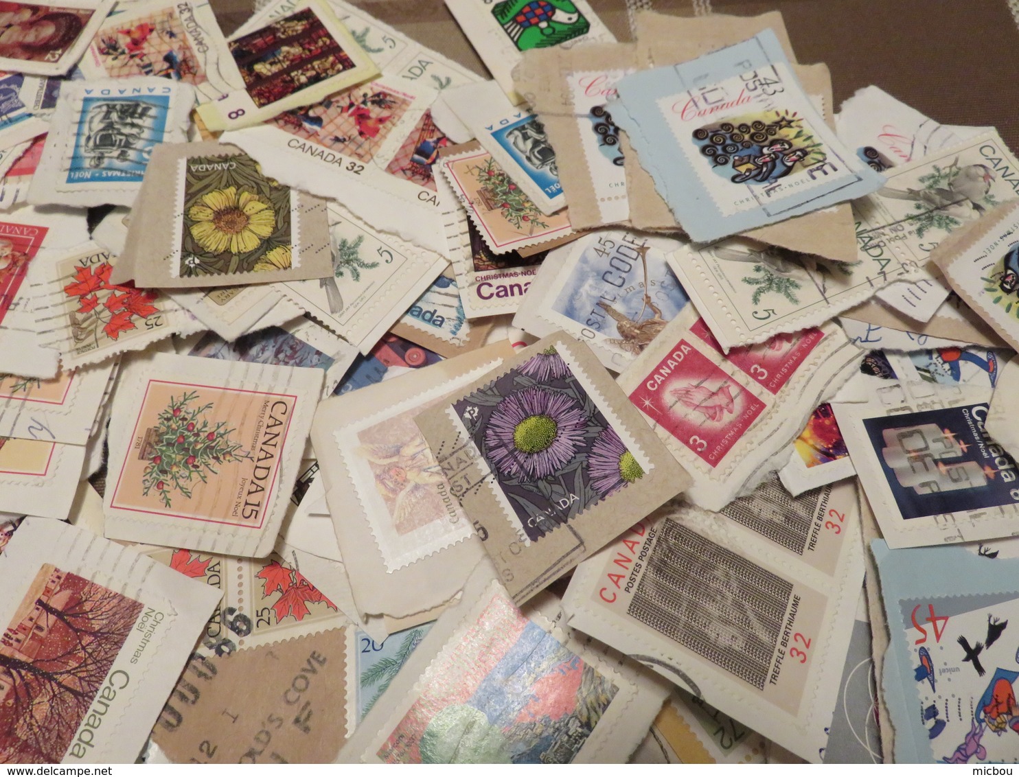 ##KK, Canada, vrac, plus de 750 timbres commémoratifs, more than 750 commemorative stamps