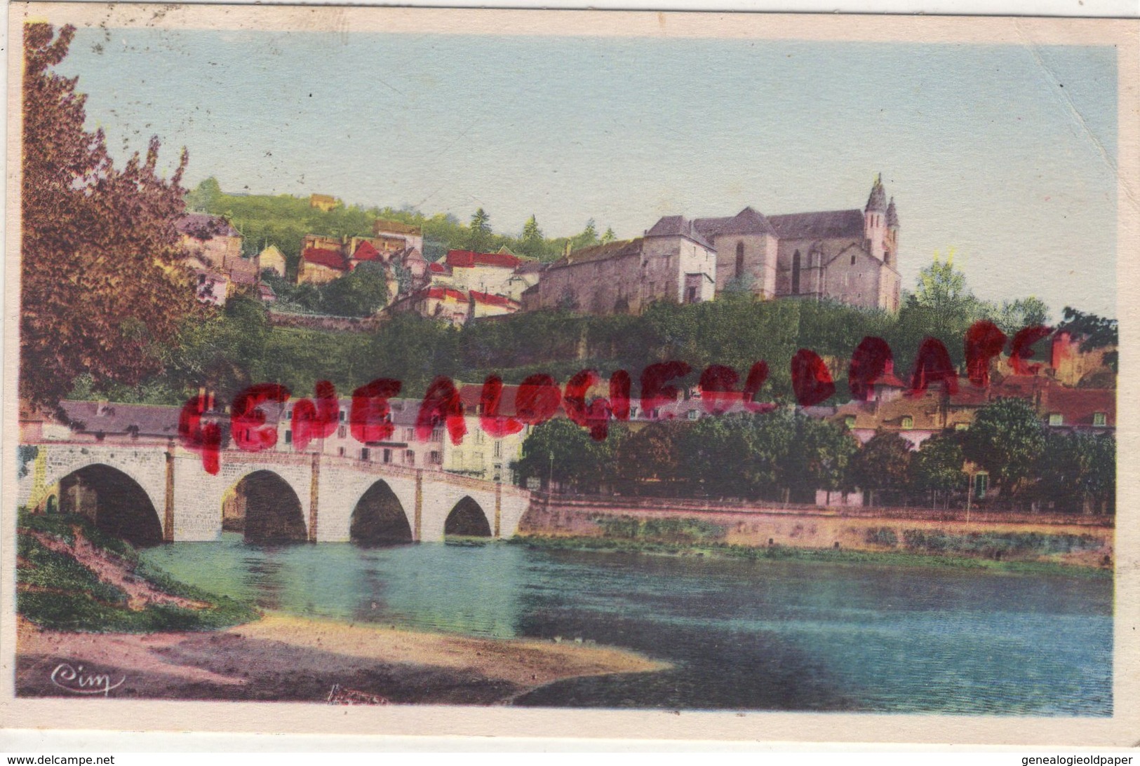 24- TERRASSON - PANORAMA SUR L' EGLISE - Autres & Non Classés