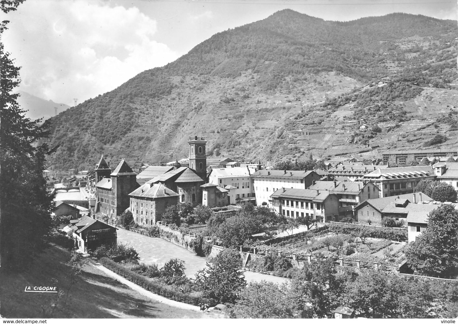 D-19-280 : MOUTIERS - Moutiers