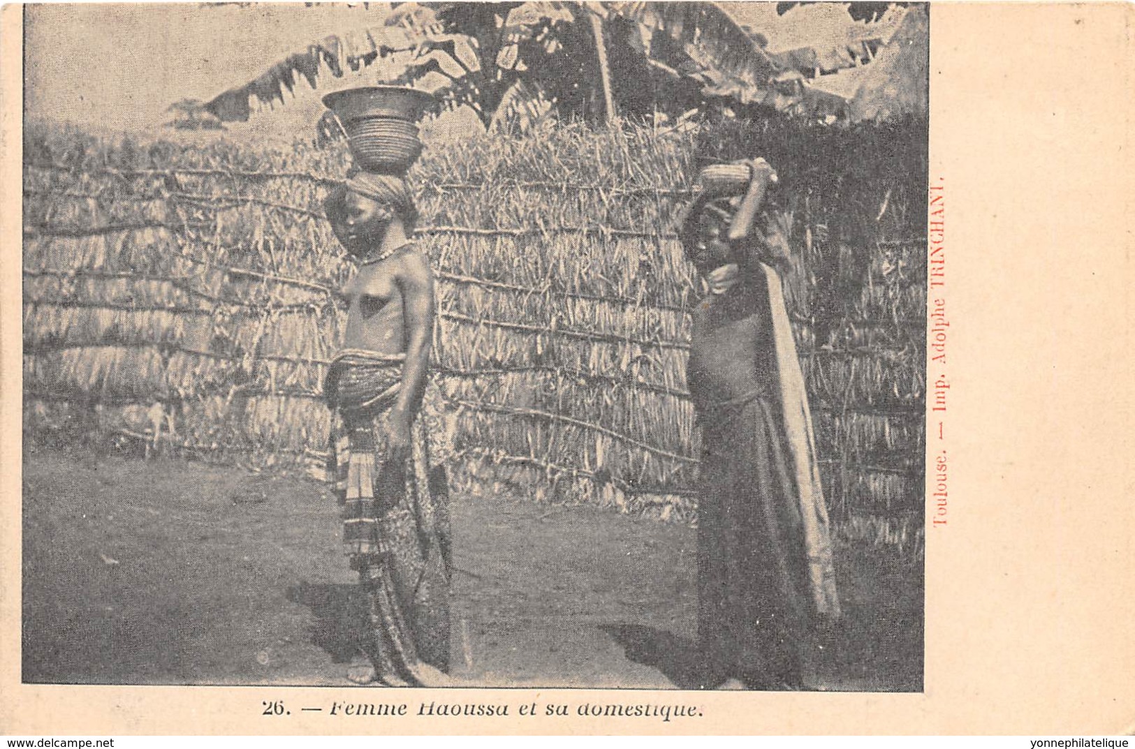 Niger - Ethnic / 01 - Femme Haoussa Et Sa Domestique - Niger